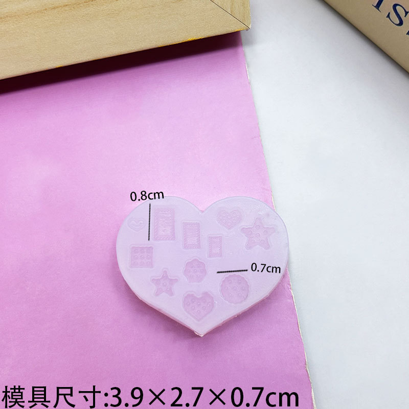 Mini heart-shaped cookie cutter
