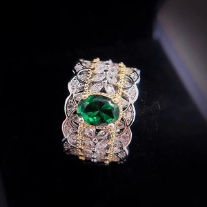 Anello Floreale alla Moda, Design Minimalista ed Elegante con Pietra Verde, Gioiello da Donna per Uso Quotidiano, Anello Statement - Product Image 5