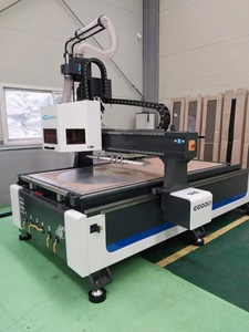 Linear Type <strong>Auto</strong> <strong>Tools</strong> <strong>Change</strong> <strong>Cnc</strong> <strong>Router</strong> - Product Image 3