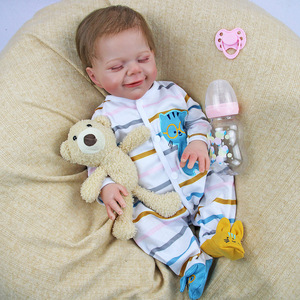 Muñeca popular con vasos sanguíneos, venas y capilares visibles que miden 46 cm. Muñeca bebé reborn y juguete para niños - Product Image 2