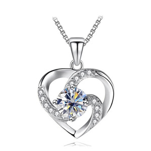 สร้อยคอจี้รูปหัวใจประดับมอสซาไ<span class=keywords><strong>น</strong></span>ต์ทรงกลมสีสั<span class=keywords><strong>น</strong></span>สดใส ชุบไวท์โกลด์ เงินแท้ S925 ของขวัญคู่รักสไตล์คลาสสิกขายดี - Product Image 6