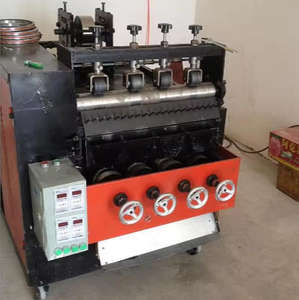 Macchina per la produzione di spazzole in acciaio inossidabile a 4 sfere a 4 teste/altri macchinari per la produzione di prodotti domestici - Product Image 4