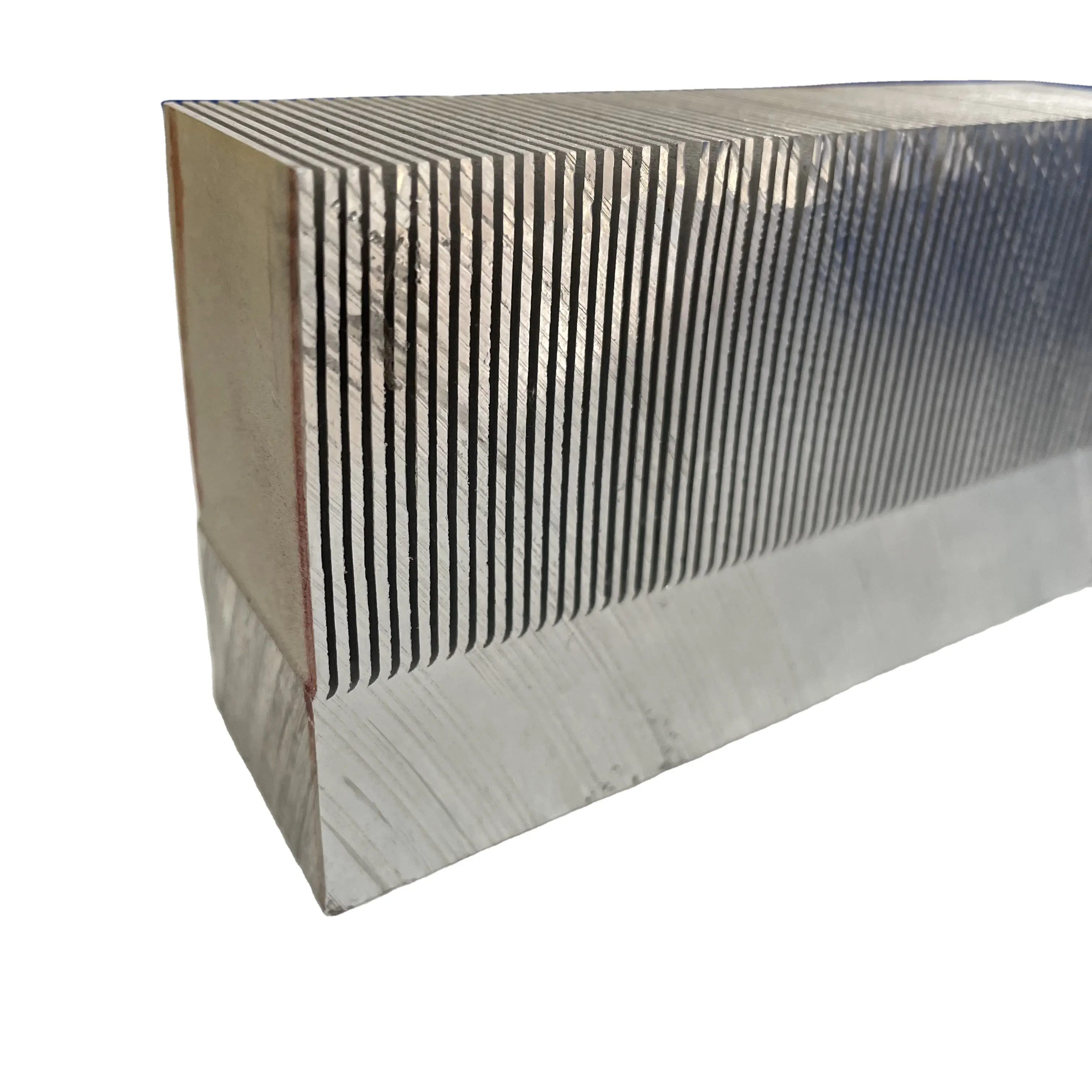 Profilés en aluminium Dissipateur thermique industriel à LED série 6000 avec profilé à ailettes