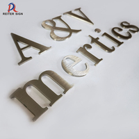 Enseigne de lettres en métal poli gravé en 3D sur mesure en laiton massif pour la publicité pour les bâtiments bureau mariage boutiques entreprises parcs
