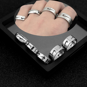 Bagues unisexes en acier inoxydable, design ajouré tendance, plusieurs modèles, bijoux à la mode, vente en gros - Product Image 1