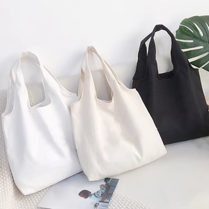 Yafen Bán Buôn Tùy Chỉnh Có Thể Gập Lại Sinh Thái Thân Thiện Tái Chế Màu Đen Bông Vải <span class=keywords><strong>Tote</strong></span> T-Shirt Túi Với Logo Cho Phụ Nữ - Product Image 1