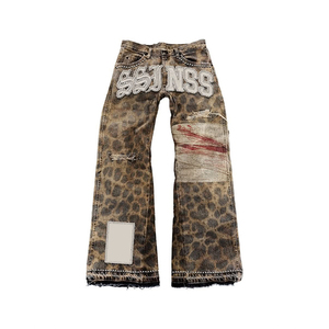 Bộ đồ thể thao nam chất liệu dày dặn, áo khoác hoodie có khóa kéo, thêu đá, đính họa tiết da báo, kèm quần jogger - Product Image 4