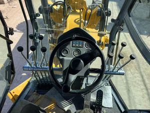 Motoniveladora Caterpillar CAT140H Usada, Modelo 2022, Motor Hidráulico Original, Pocas Horas de Producción, para Ingeniería Municipal - Product Image 2