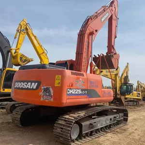 معدات بناء مستعملة Doosan DH220LC-7 حفارة مجنزرة قديمة DH225LC-7 DH300LC-7 للبيع