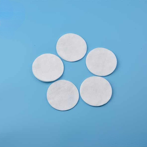 Tampons en <span class=keywords><strong>coton</strong></span> biologique jetables ronds pour le nettoyage du visage Tampons démaquillants réutilisables en bambou doux et éponge pour les soins de la peau du visage - Product Image 2