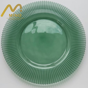Plato de Cristal Transparente de Lujo Clásico con Borde Acanalado en Color Caramelo para Decoración de Mesa en Bodas, Eventos y Cenas - Product Image 2