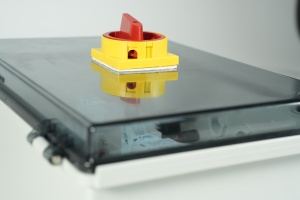 Boîtier de Combinaison Solaire AC/DC PV 4 Entrées 2 Sorties 500V avec 4 Chaînes et Boîtier de Chaîne Étanche IP66 - Product Image 6