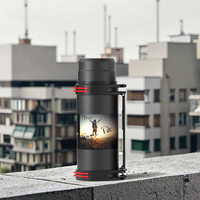 Grand flacon isotherme de 2 litres en acier inoxydable de 2500ml avec poignée et couvercle pour l'extérieur.
