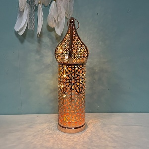 Lanterna Marocchina Dorata, Lampada <span class=keywords><strong>da</strong></span> Tavolo LED Decorativa per Ramadan, Eid, Matrimoni, Festival, Decorazione per Interni ed Esterni - Product Image 3