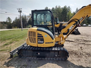 Mini-excavatrice Komatsu PC55MR d'occasion, excavatrice Komatsu de 5,5 tonnes avec chenilles en caoutchouc, excavatrices d'occasion en stock - Product Image 3