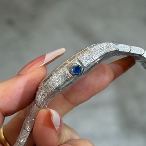 Trendy VVS Silver Full Diamond Moissanite Luxury Wrist Watch with Premium Stainless Steel Strap Suitable for Business Occasions - Product Image 4