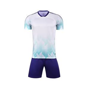 Großhandel Anpassbare Blaue Rote Fußballtrikots Erwachsene Kinder Fußballtrikots Blanko-Stil Wärmeübertragung Vinyl Logo Druck - Product Image 4