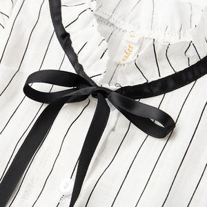 Conjunto de dos piezas casual para mujer: Camisa OL de manga volante y pantalón con falda a juego, estilo vestido a rayas. - Product Image 2