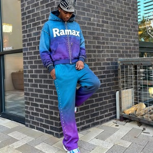Conjunto de Sudadera con Capucha y Pantalones Deportivos Casuales Unisex de Talla Grande para Hombre, con Logotipo Personalizado, Pedrería Brillante, Cierre de Cremallera, Diamantes de Imitación - Product Image 1