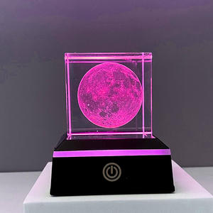 <span class=keywords><strong>Projecteur</strong></span> de cristal cube, veilleuse moderne, design géométrique 3D, capteur tactile, alimentation USB, lumière ambiante multicolore, ornement de maison - Product Image 2