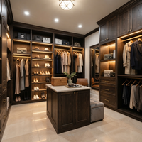 Meuble de chambre de villa de style transitionnel en bois massif, avec dressing indépendant, îlot à plateau en marbre et rangement intégré, écologique