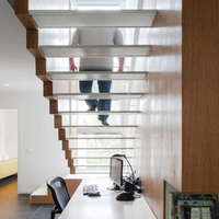 Escalier flottant en bois suspendu moderne et simple, avec support mural invisible, pour intérieur domestique