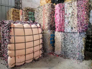 Precio barato aplastado sujetador <span class=keywords><strong>tela</strong></span> espuma triturada <span class=keywords><strong>tela</strong></span> sujetador espuma chatarra - Product Image 2