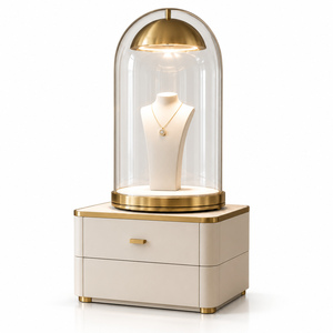 Vitrine de Luxe Dorée en Verre avec Dôme Lumineux LED et Tiroirs pour Présentation de Colliers, Bagues et Boucles d'Oreilles – Mobilier de Showroom - Product Image 1