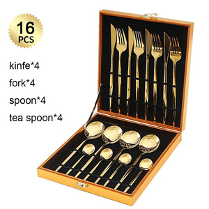 Set di posate di lusso in acciaio inossidabile dal design retrò portoghese, 16 pezzi, con coltello da bistecca, forchetta e cucchiaio lucidati a specchio, in scatola regalo in legno dorato - Product Image 1
