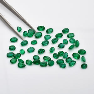 อัญมณีหลวมสำหรับทำเครื่องประดับ100% พลอยมรกตแซมเบียธรรมชาติผสมรูปทรงและขนาดที่ดีราคาต่อกะรัต - Product Image 1