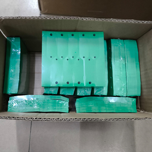 Etiqueta colgante personalizada con forma de flecha, etiqueta de papel, etiqueta de cartón con agujero, etiquetas de embalaje de lujo para empresas - Product Image 1