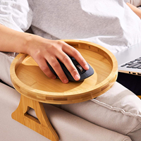 Plateaux de rangement en bambou pour accoudoir de canapé avec porte-gobelet et table, vente en gros d'usine
