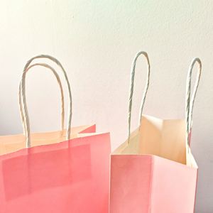 Wholesale Custom Logo <b>Paper</b> <b>Gift</b> <b>Bag</b> Pink Cheap <b>Paper</b> Food Packaging <b>Bags</b> Kraft <b>Paper</b> <b>Bags</b> with Handle - Product Image 6