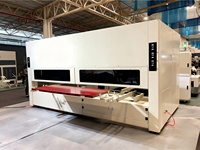 Machine à peinture par pulvérisation CNC 5 axes pour meubles en panneaux, portes, fenêtres, armoires, PLC, peinture UV PU, peinture par pulvérisation CNC
