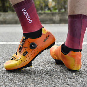 HBG <span class=keywords><strong>scarpe</strong></span> <span class=keywords><strong>da</strong></span> bicicletta 1423 personalizzate <span class=keywords><strong>scarpe</strong></span> <span class=keywords><strong>da</strong></span> <span class=keywords><strong>ciclismo</strong></span> tacchetti antiscivolo traspirante Comfort <span class=keywords><strong>scarpe</strong></span> <span class=keywords><strong>da</strong></span> <span class=keywords><strong>ciclismo</strong></span> - Product Image 4