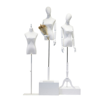 Mannequins demi-corps en plastique bon marché pour présentation de vêtements : Mannequin garçon, Mannequin fille