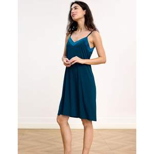 Camisón sin mangas personalizado para mujer, de viscosa de bambú, satén, cuello en V, tirantes finos, vestido de pijama modal, camisón sexy y lujoso - Product Image 2