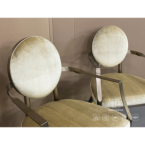 Chaises en métal marron de luxe pour restaurant et salle à manger, design tendance, avec coussin en velours - Product Image 5