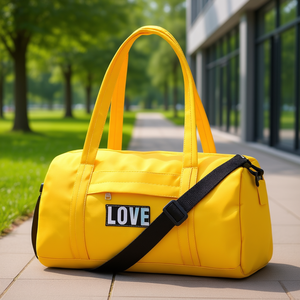 Sac de voyage jaune pour femme Fana Lina avec bandoulière 25 cm, pour les femmes soucieuses de la mode - Product Image 2