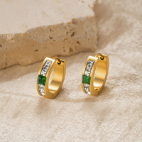 Boucles d'oreilles coeur en acier inoxydable 316L plaqué or 18k Boucles d'oreilles mode pour femmes sans ternissement