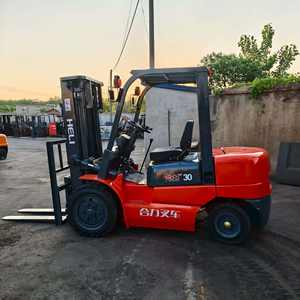 Montacargas Diésel HELI K30 3T Usado - Todoterreno de 4 Ruedas con Mástil de Dos Etapas, Neumáticos Neumáticos/Sólidos, Bajo Consumo, Alta Eficiencia - Product Image 6