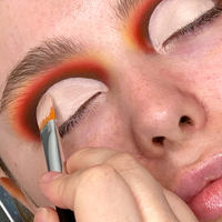 Logo personnalisé Marque privée Maquillage végétalien sans cruauté aux animaux Crème pour les yeux mate imperméable Fond de teint ombre à paupières de couleur pour Clair Foncé Clair