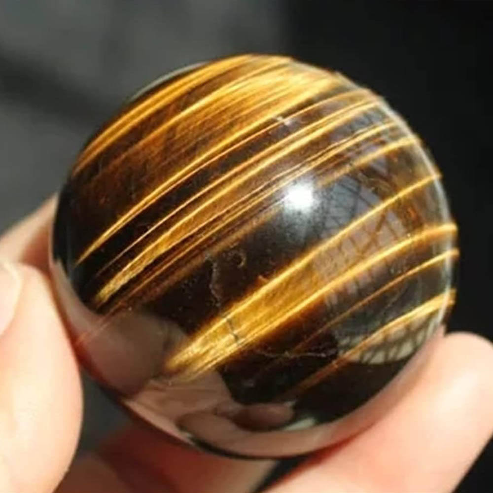 ลูกแก้วหินตาเสือ