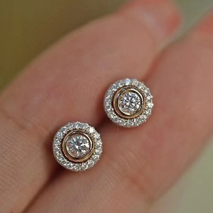 ต่างหูเพชรทรงกลมแบบคลาสสิก ประดับเพชรแล็บโกรว์ ทรงฮาโล ทอง 14K 18K สีขาว สีเหลือง สีโรสโกลด์ ระยิบระยับ เหมาะสำหรับงานแต่งงาน สำหรับผู้หญิง - Product Image 4
