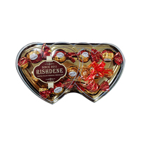 Vente en gros de boîtes cadeaux personnalisées à double cœur avec étiquette privée OEM, remplies de chocolat composé au cacao, de friandises croquantes et de pralines