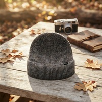 Bonnet en tricot épais en mélange de laine personnalisé, bonnet chaud et ample pour l'hiver pour hommes et femmes, OEM/ODM disponible