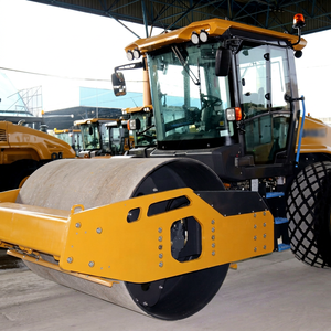 Rouleau compresseur vibrant à tambour unique XS125, 12 tonnes, tambour de 2130 mm, haute performance, machine de compactage robuste, prix usine - Product Image 1