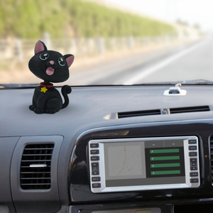 Bobblehead – Cat Black es un animal lindo y juguetón, perfecto para el tablero de tu coche, la oficina o la decoración del hogar. - Product Image 1