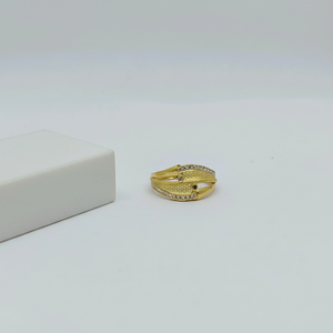 Anillo Moderno con Acabado Dorado, Diseño Texturizado Inspirado en Hojas y Piedras Incrustadas, Anillo de Moda para Mujer - Product Image 2