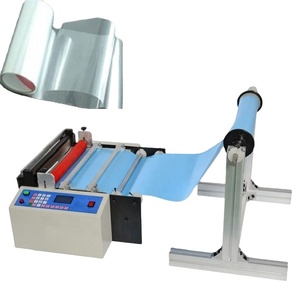 Solution de découpe entièrement automatique avancée pour les gants en film PE et les tissus multi-matériaux - Product Image 1